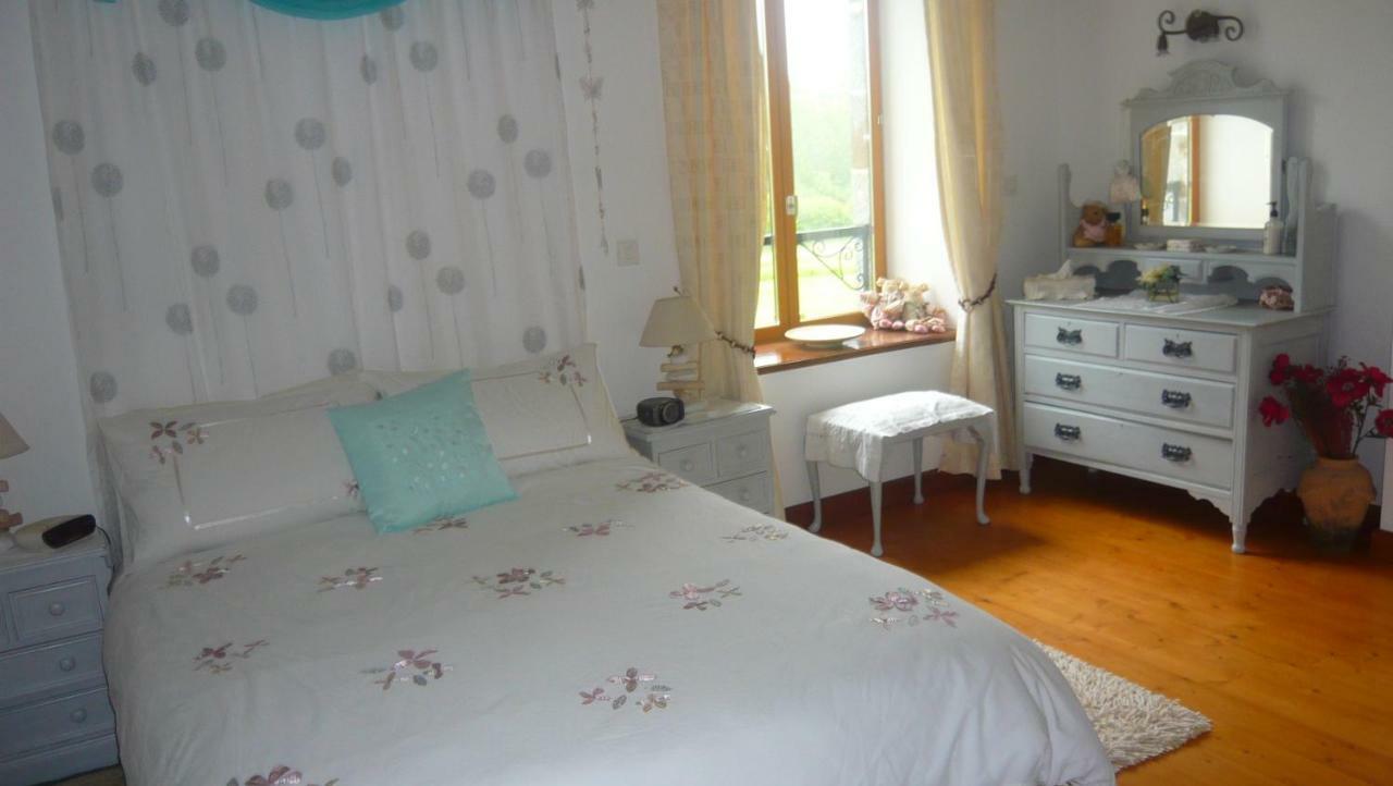 Yvrandes Le Rocher B&B المظهر الخارجي الصورة