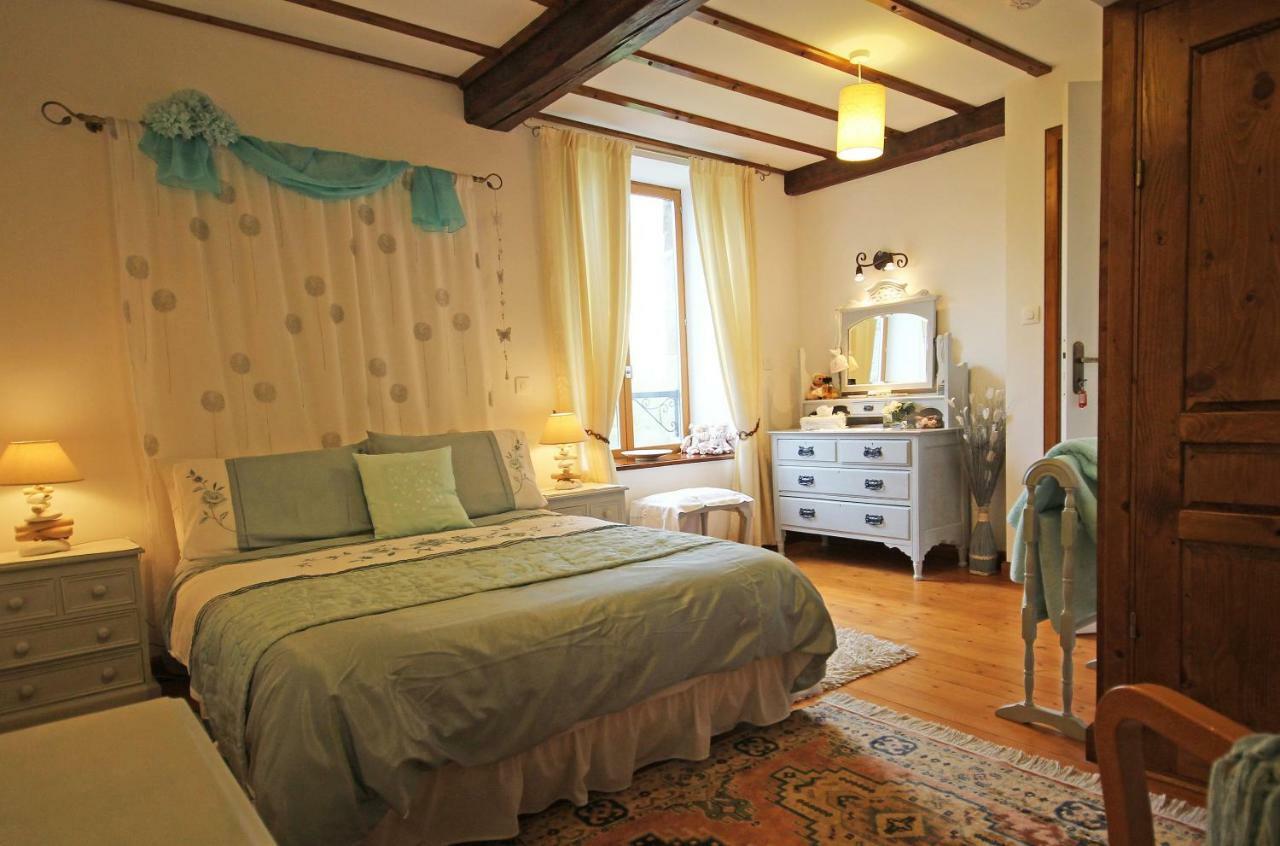 Yvrandes Le Rocher B&B المظهر الخارجي الصورة
